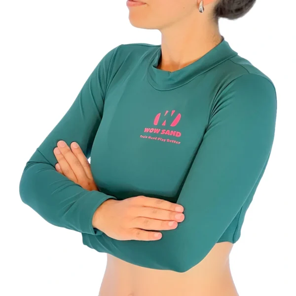 Arabian green crop top with long sleeves by WOW Sand, ideal for sand volleyball and outdoor sports.