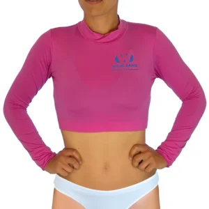 Comfortable pink crop top with long sleeves and +50 SPF by WOW Sand for athletes.